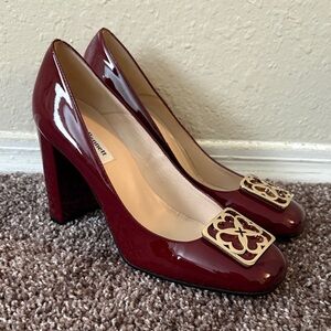 LK Bennett Burgundy Red Patent Leather Heels with Gold Accent Size 39 Pumps